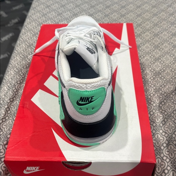 Nike Air Max White Black Mint Sneakers - Picture 4 of 4